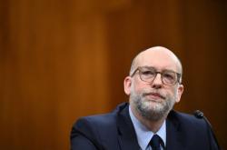 马斯克的DOGE部门接管CFPB：权力交接与争议